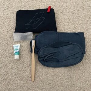 Air France premium economy amenity kit